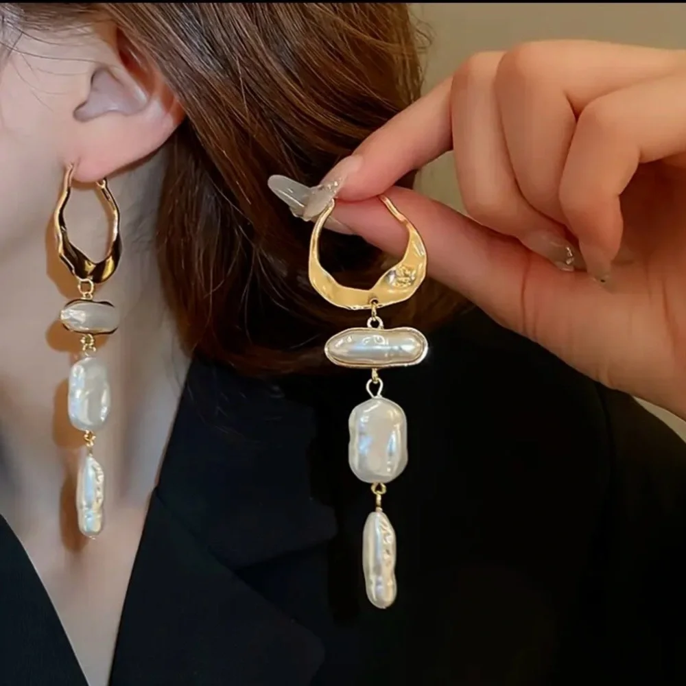 ✨For Love and Lemons Amelia Pearl Drop Earrings
